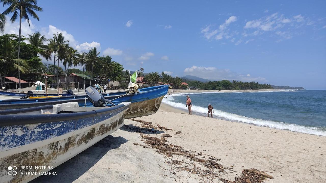 Hostal Estrellas Del Tayrona Playa Mendihuaca Guachaca Bagian luar foto