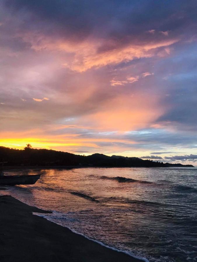Hostal Estrellas Del Tayrona Playa Mendihuaca Guachaca Bagian luar foto